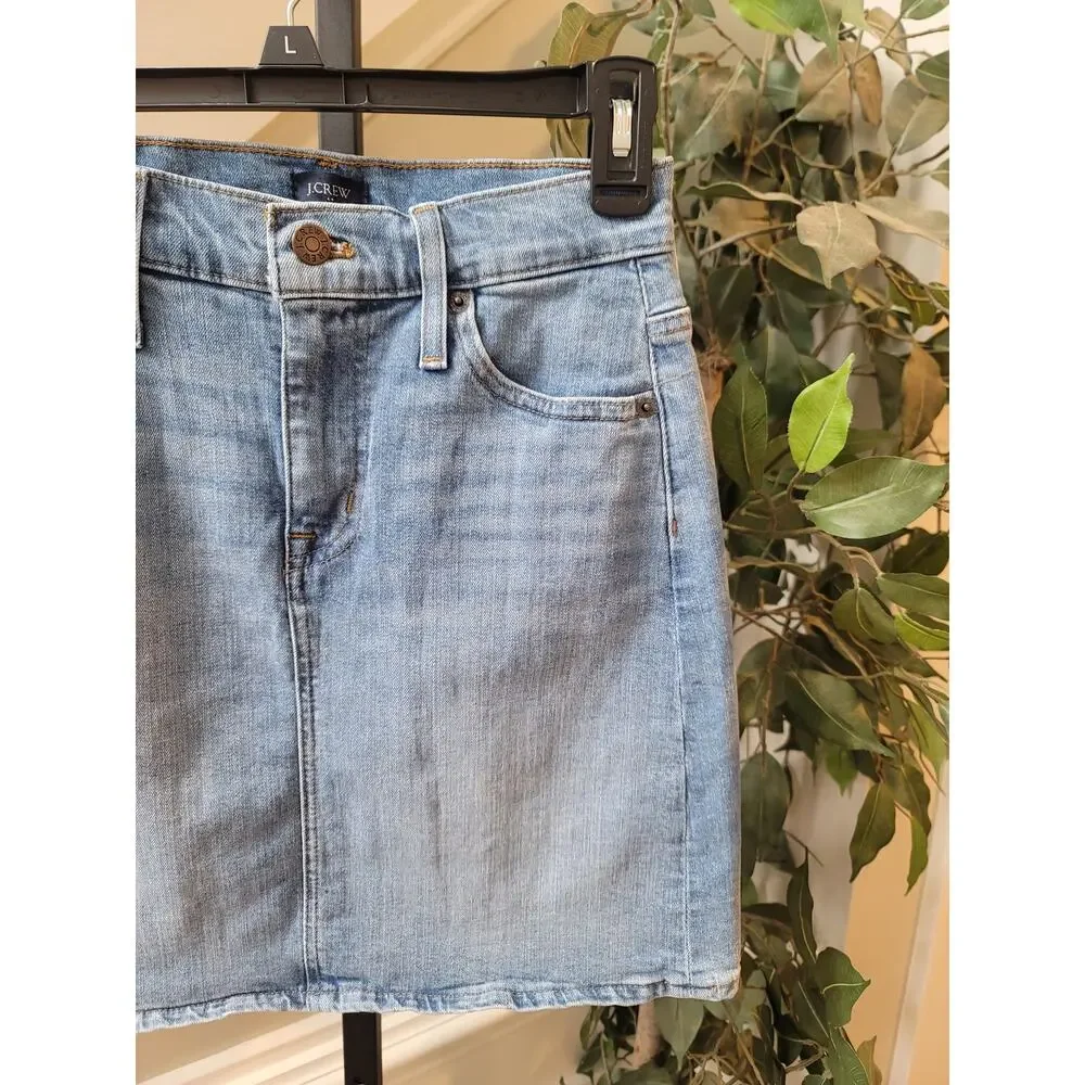 J. Crew Mini Skirt Women's Size 00 Blue Demin Faded Wash 5-Pockets Stretch